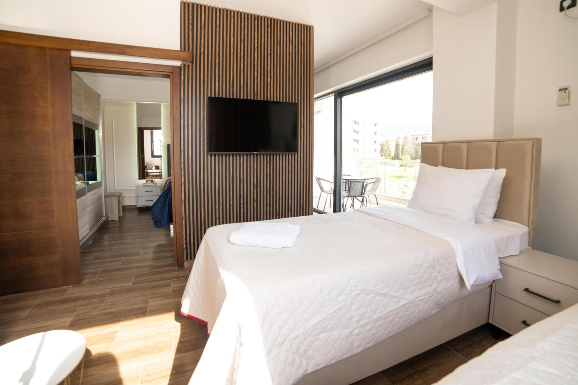 Hotel Lajka Luxury Ulcinj Exterior foto